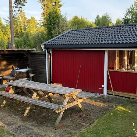 Campinghytte I Skogen - En Time Fra Oslo *