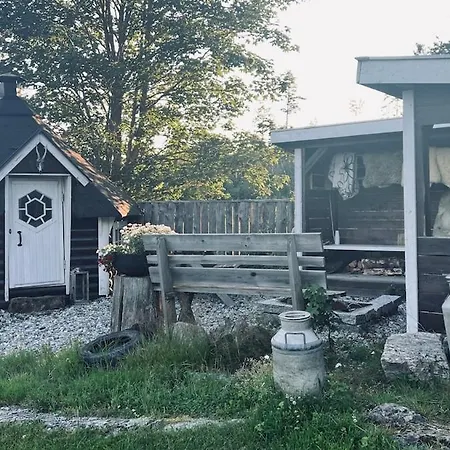 Campinghytte I Skogen - En Time Fra Oslo * Rakkestad