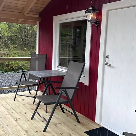 Campinghytte I Skogen - En Time Fra Oslo